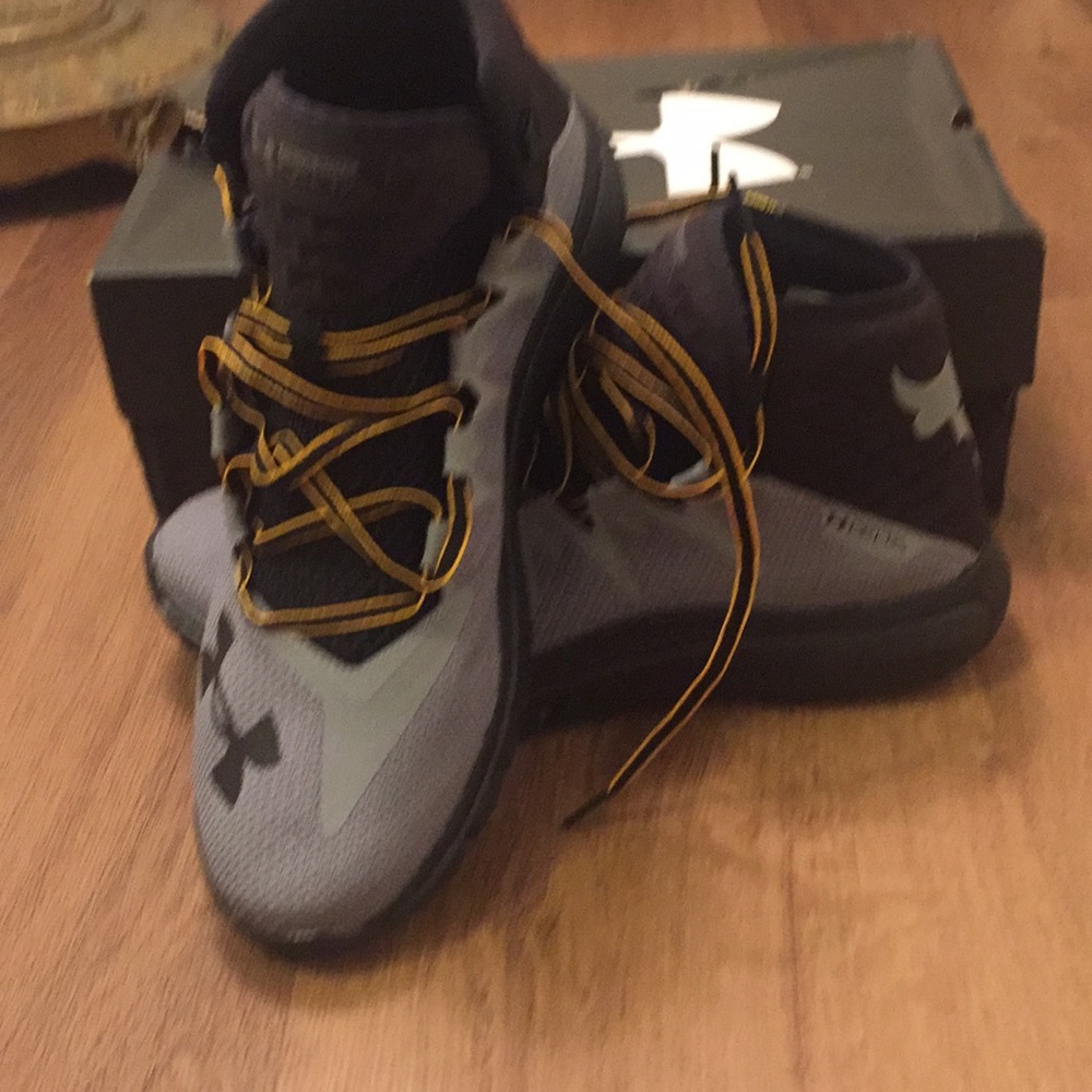 Mens Under Armour Athletic Shoes